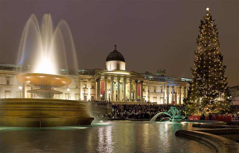 The Ultimate London Christmas Lights Walking Tour (COVID-friendly edition)