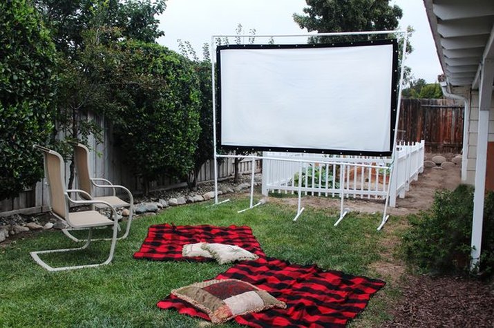 Build a Backyard Movie Screen