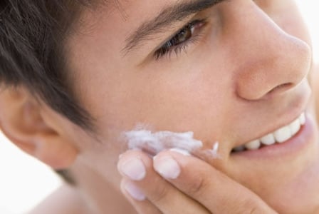 Men\'s Skin Care Spotlight: Kakadu Plum
