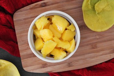 Cut the mango