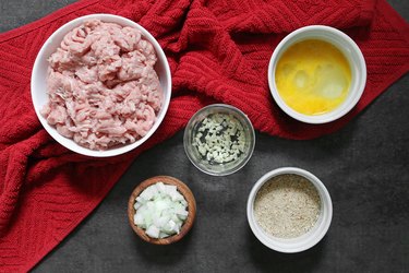 Ingredients for turkey meatballs