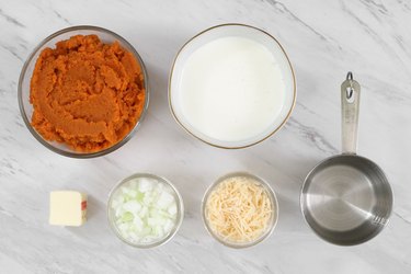Pumpkin cream sauce ingredients