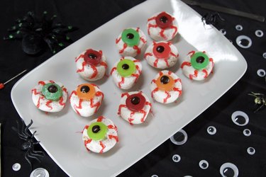 mini donut eyeballs