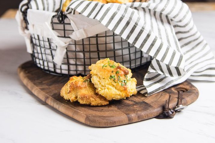 Red Lobster\'s Cheddar Biscuits Recipe