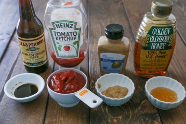 Meatloaf sauce ingredients measured out