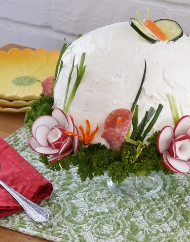 close view of finished sandwich  cake